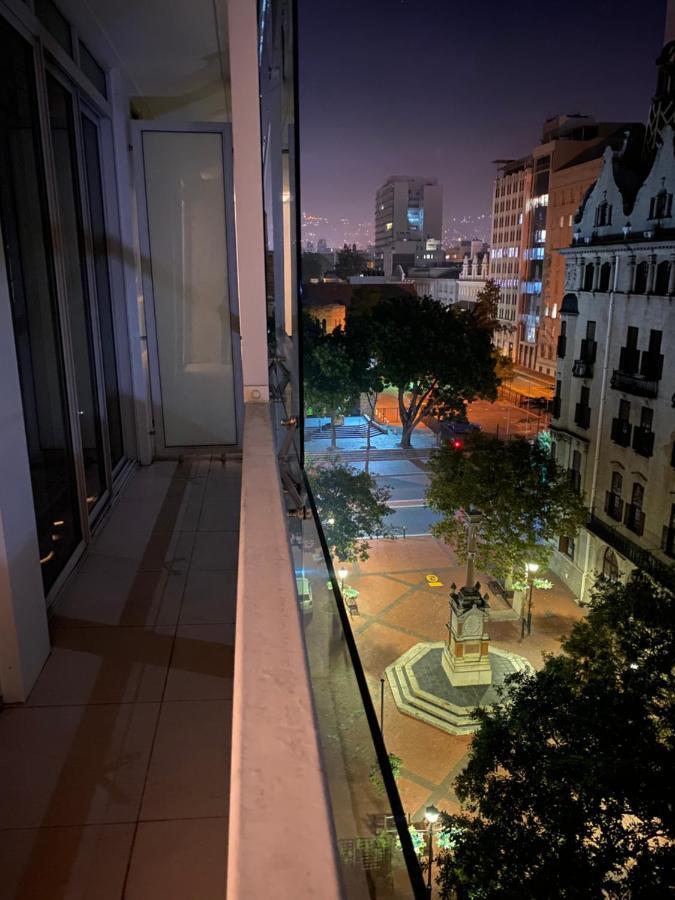 Taj Executive Suites, Private Residence Cape Town Bagian luar foto